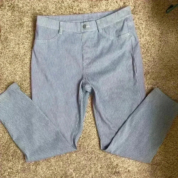 Like NEW - Uniqlo stretch jeans - Picture 1 of 4